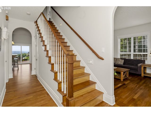 32907 Sw LAURELVIEW Rd, Hillsboro, OR 97123