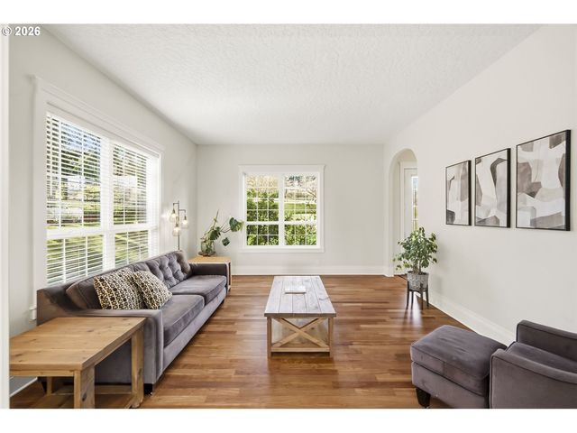 32907 Sw LAURELVIEW Rd, Hillsboro, OR 97123