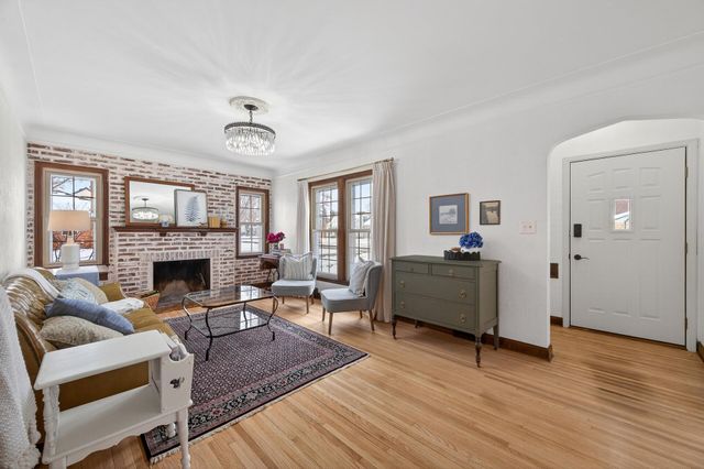 5745 Elliot Avenue, Minneapolis, MN 55417