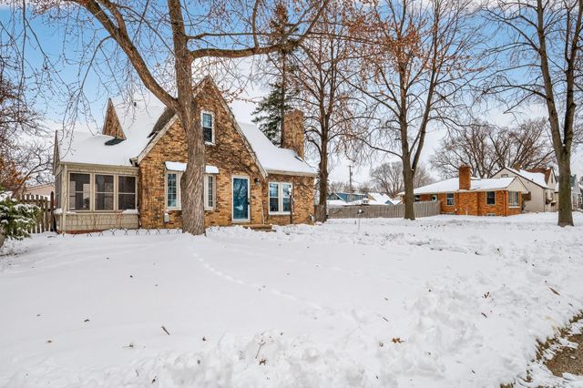 5745 Elliot Avenue, Minneapolis, MN 55417