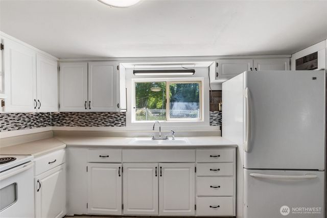 720 Rayonier Avenue, Hoquiam, WA 98550
