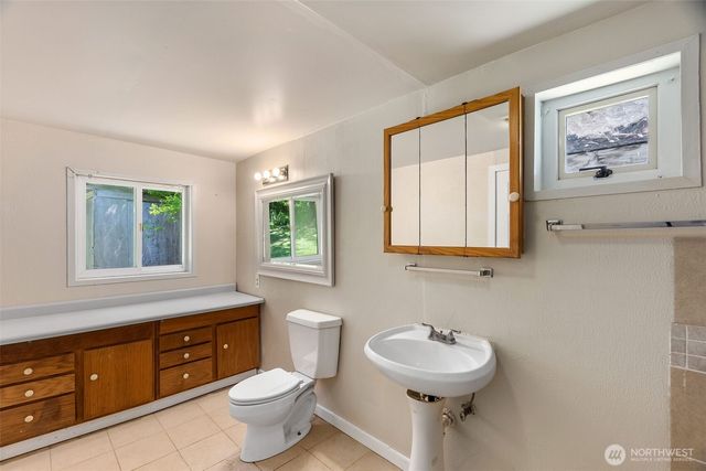 720 Rayonier Avenue, Hoquiam, WA 98550