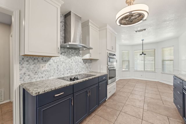 817 Sylvan Drive, Fort Worth, TX 76120