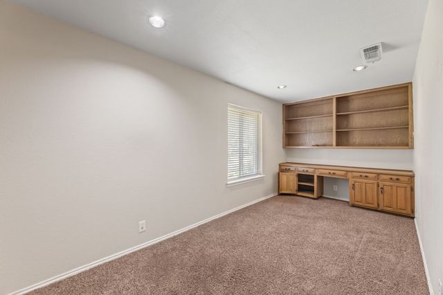 817 Sylvan Drive, Fort Worth, TX 76120