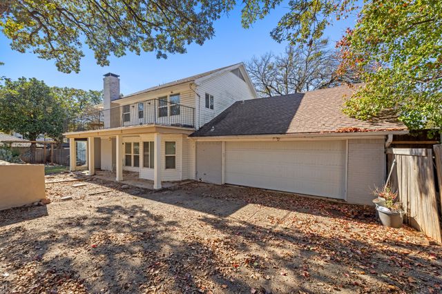 817 Sylvan Drive, Fort Worth, TX 76120