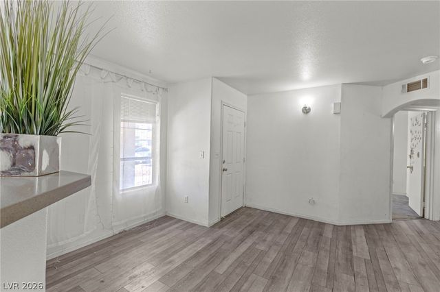 698 South Racetrack Road 311, Henderson, NV 89015