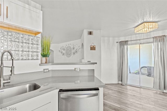 698 South Racetrack Road 311, Henderson, NV 89015