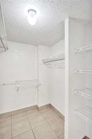 9440 Poinciana Place 101, Davie, FL 33324