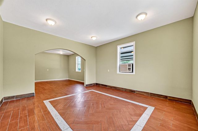 26390 Pecan Grove, Cleveland, TX 77328