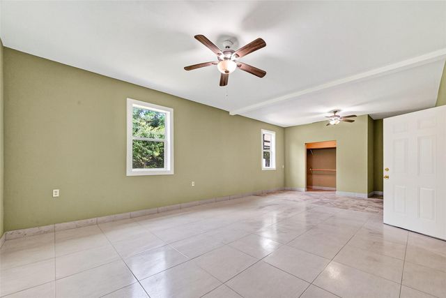 26390 Pecan Grove, Cleveland, TX 77328