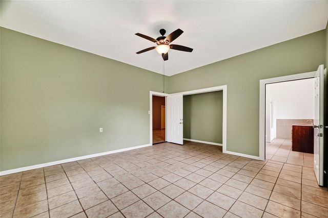 26390 Pecan Grove, Cleveland, TX 77328