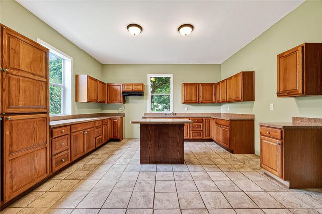 26390 Pecan Grove, Cleveland, TX 77328