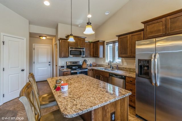 207 NE Georgetown Boulevard, Ankeny, IA 50021