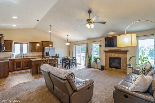 207 NE Georgetown Boulevard, Ankeny, IA 50021
