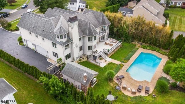 16 Cheri Ln, Fairfield Twp., NJ 07004