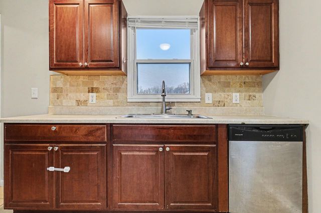 5807 Averill Avenue Sw, City Of Wyoming, MI 49548