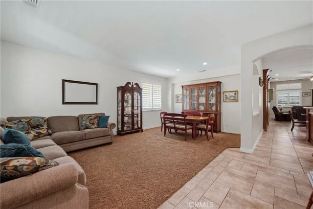 980 Hemingway, Corona, CA 92878
