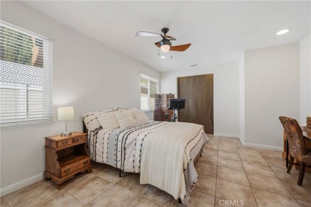 980 Hemingway, Corona, CA 92878