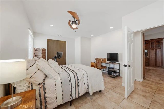 980 Hemingway, Corona, CA 92878