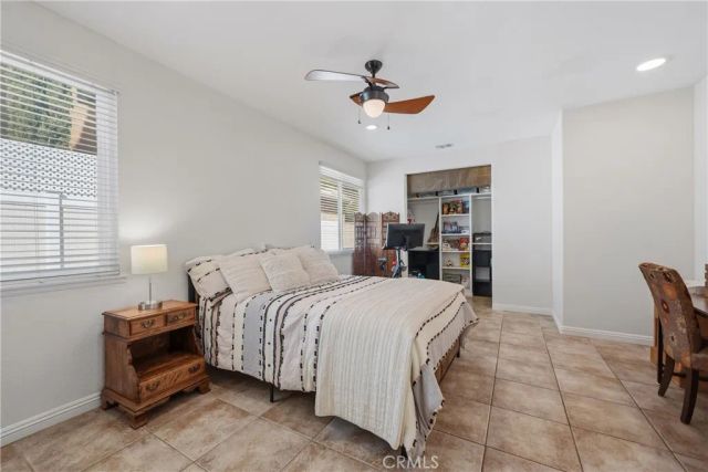 980 Hemingway, Corona, CA 92878
