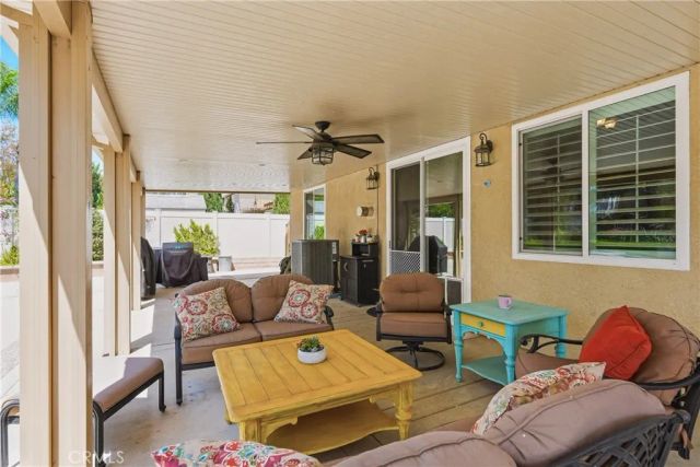 980 Hemingway, Corona, CA 92878
