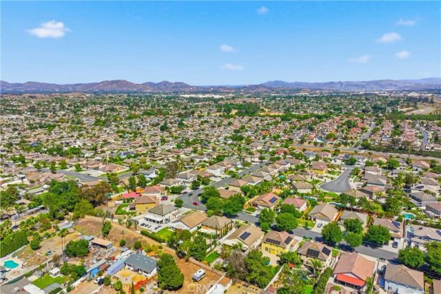 980 Hemingway, Corona, CA 92878