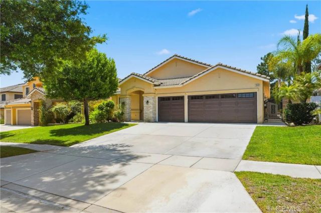 980 Hemingway, Corona, CA 92878