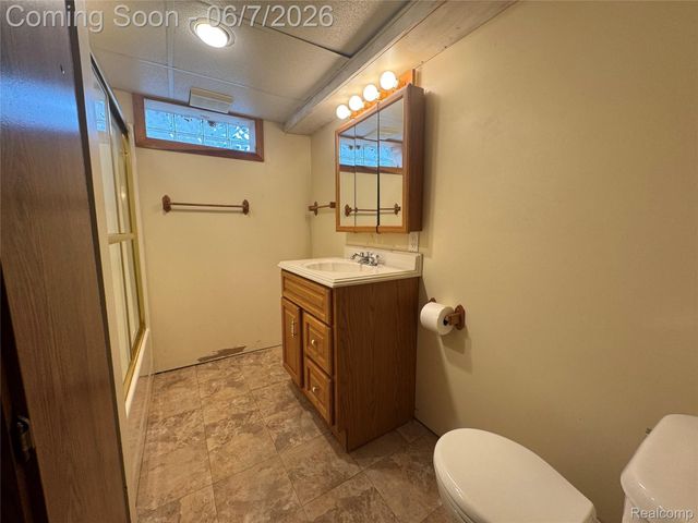 4235 Buckingham Avenue, Berkley, MI 48072