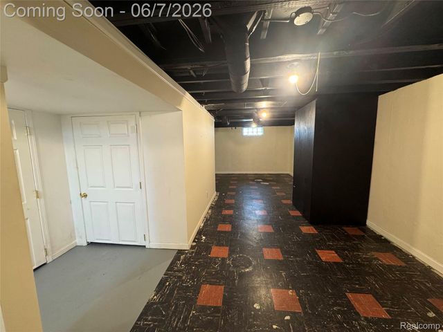 4235 Buckingham Avenue, Berkley, MI 48072