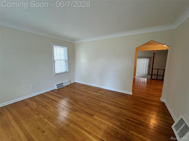 4235 Buckingham Avenue, Berkley, MI 48072