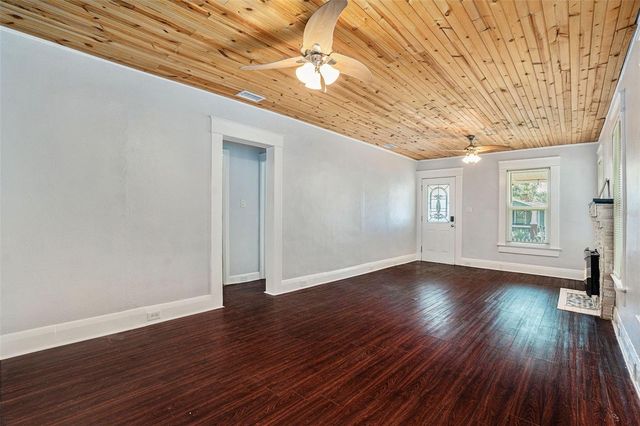 1014 E EMMA STREET, Tampa, FL 33603