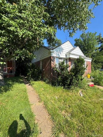 18811 Kelly Road, Detroit, MI 48224