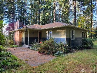 3306 S Camano Drive #A, Camano Island, WA 98282