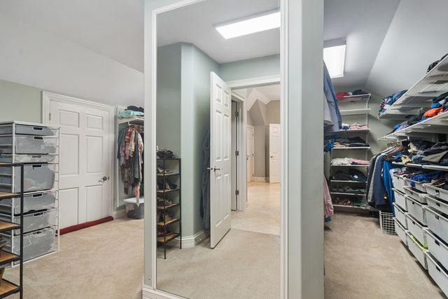 8 ROSE Lane, Hawthorn Woods, IL 60047