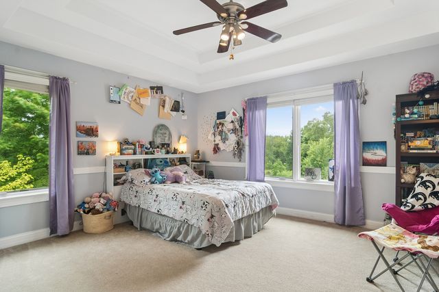 8 ROSE Lane, Hawthorn Woods, IL 60047