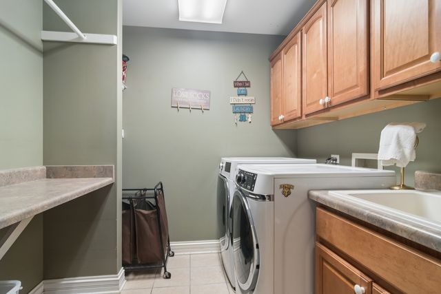 8 ROSE Lane, Hawthorn Woods, IL 60047