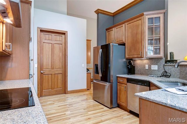 168 Woodland Place Court, St Charles, MO 63303