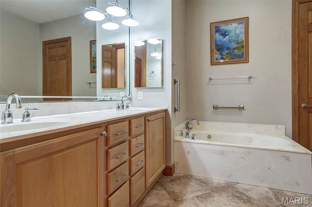 168 Woodland Place Court, St Charles, MO 63303