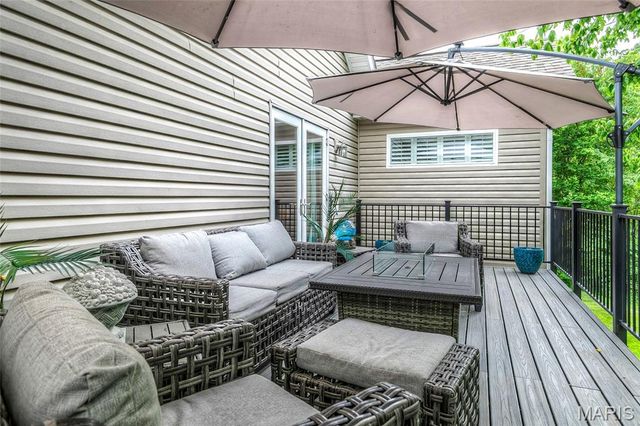 168 Woodland Place Court, St Charles, MO 63303