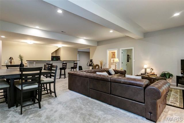 168 Woodland Place Court, St Charles, MO 63303