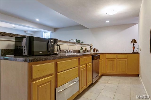 168 Woodland Place Court, St Charles, MO 63303