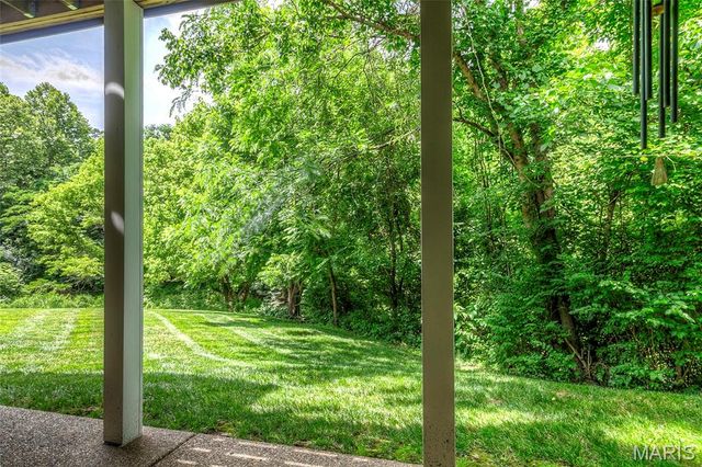 168 Woodland Place Court, St Charles, MO 63303