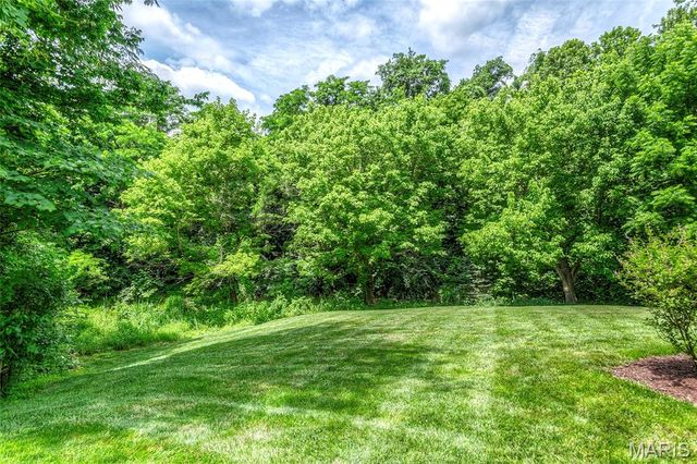 168 Woodland Place Court, St Charles, MO 63303