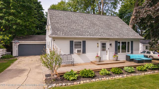 4206 Watson Avenue, Holt, MI 48842