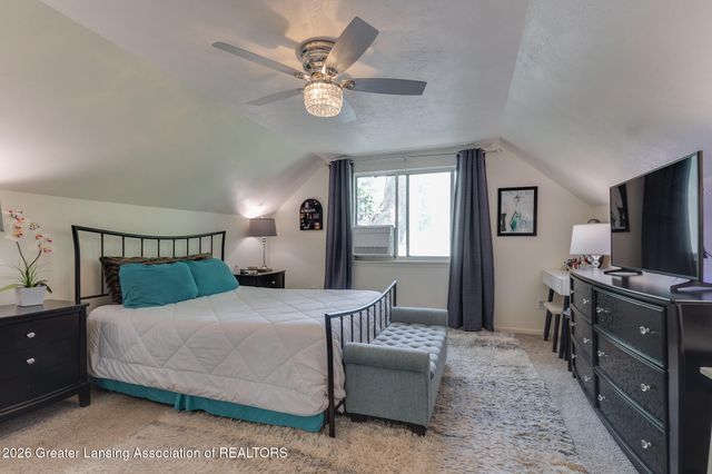 4206 Watson Avenue, Holt, MI 48842