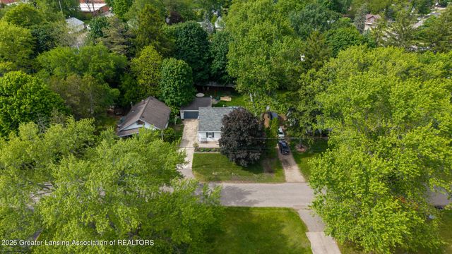 4206 Watson Avenue, Holt, MI 48842