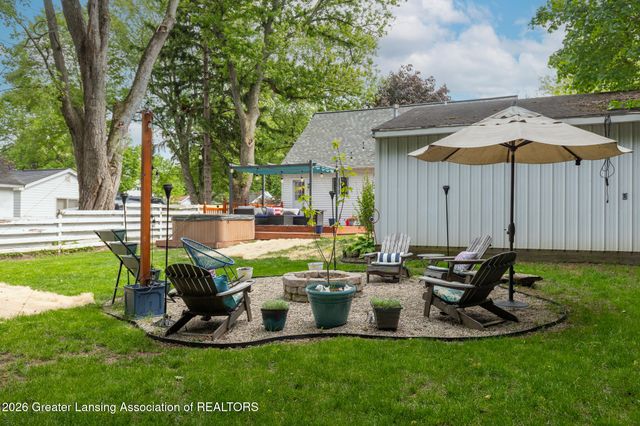4206 Watson Avenue, Holt, MI 48842