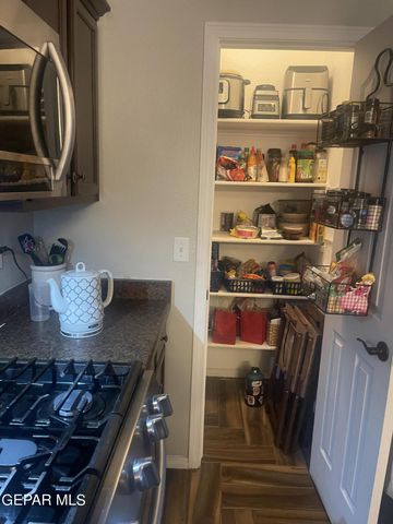 809 Desert Moon Drive, El Paso, TX 79928