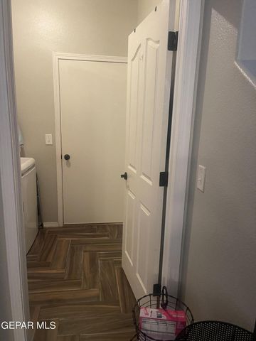 809 Desert Moon Drive, El Paso, TX 79928