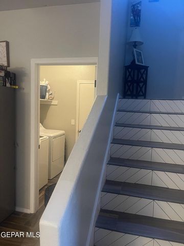 809 Desert Moon Drive, El Paso, TX 79928